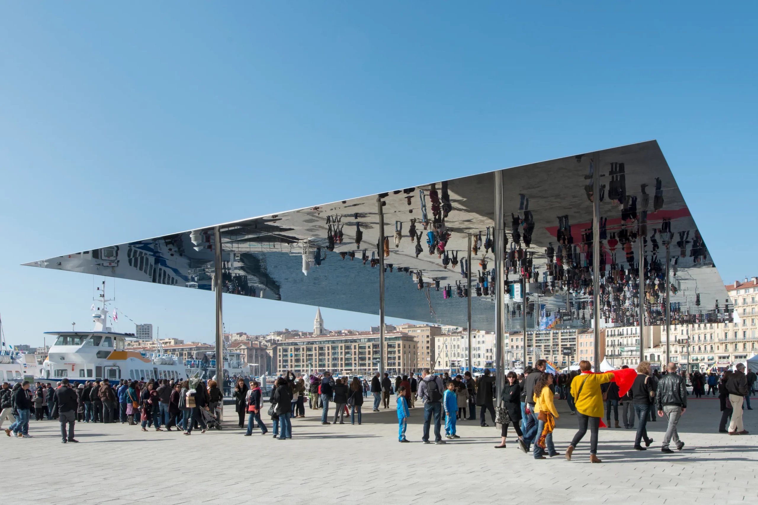 ✨ 노먼 포스터의 옴브리에르(롬브리에르 드 노먼 포스터)